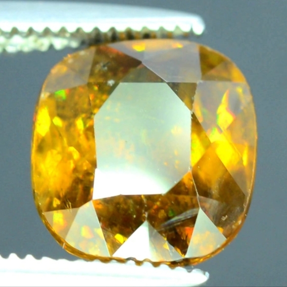 🌴🌊Summer Sale!🌊🌴Rare AAA Fire Sphene, 2.35 Carats - Picture 6 of 7